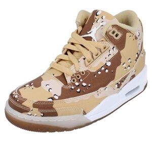 Jordan 3 Retro Sneakers Desert Camo Women’s Size 6.5/ Men’s Size 5